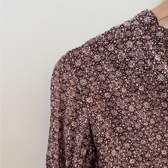 American Eagle Outfitters Purple Floral Button Down - Picture 4 of 6